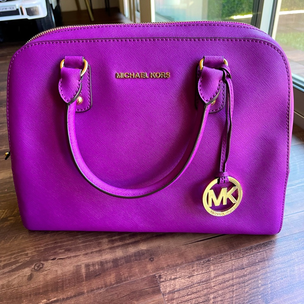 Michael kors bag,  saffiano in pomegranate